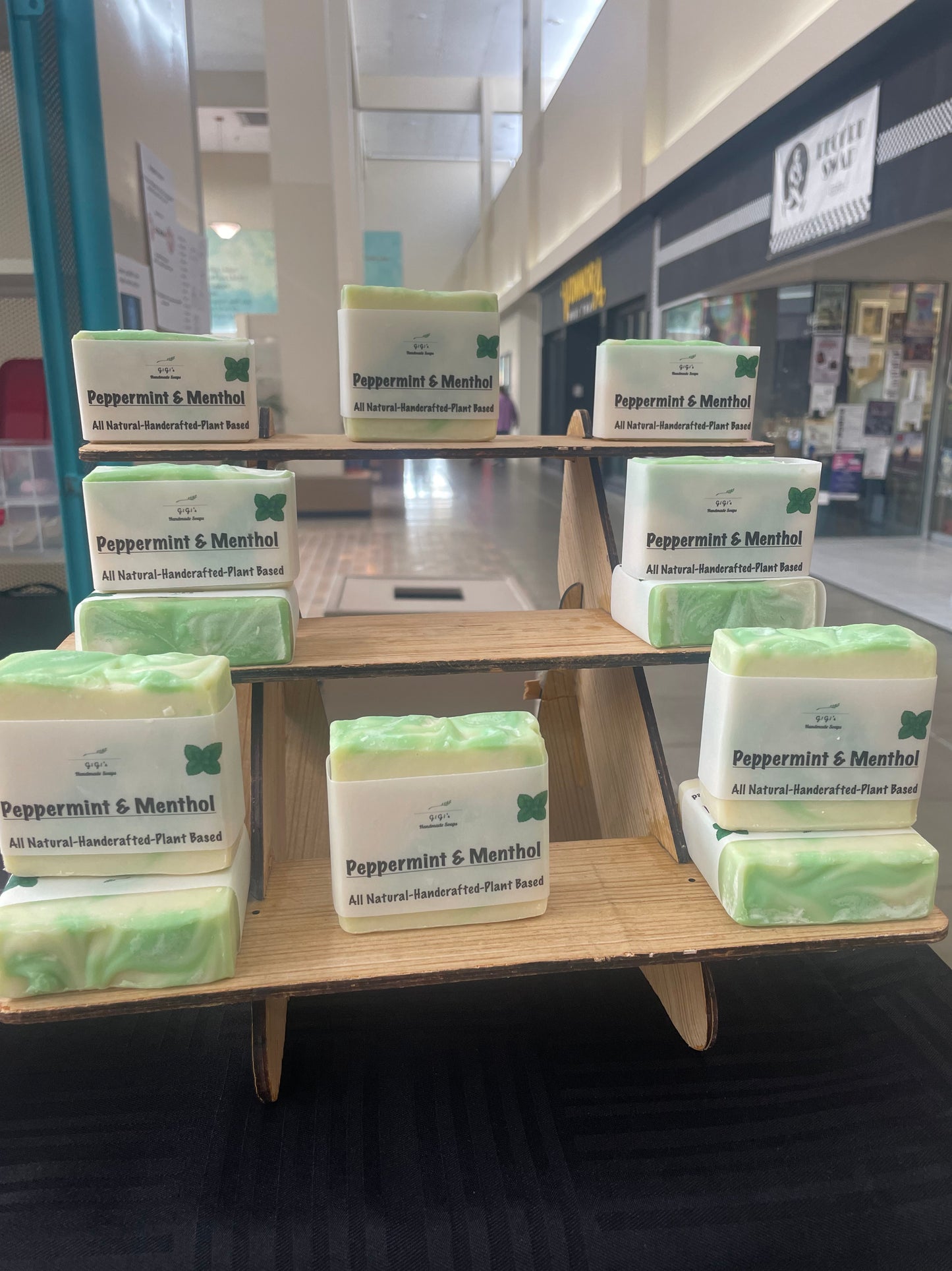 Peppermint & Menthol Soap – Cool, Refreshing, and Invigorating